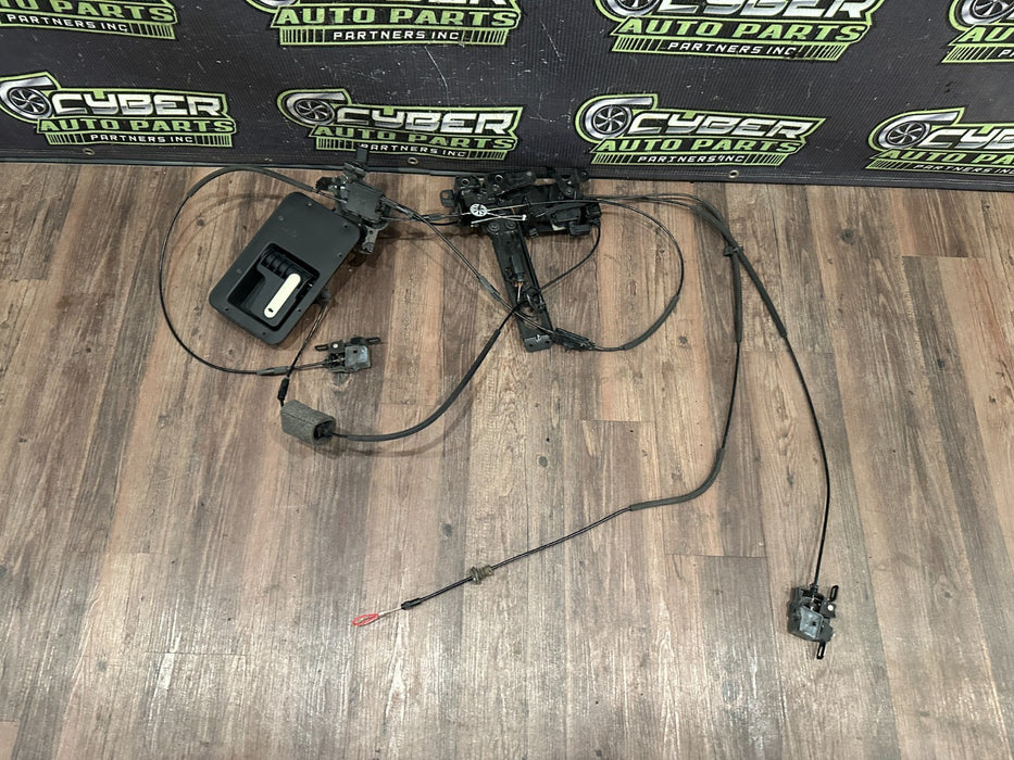 2021 AUDI R8 HOOD LATCH RELEASE CABLE ASSEMBLY OEM