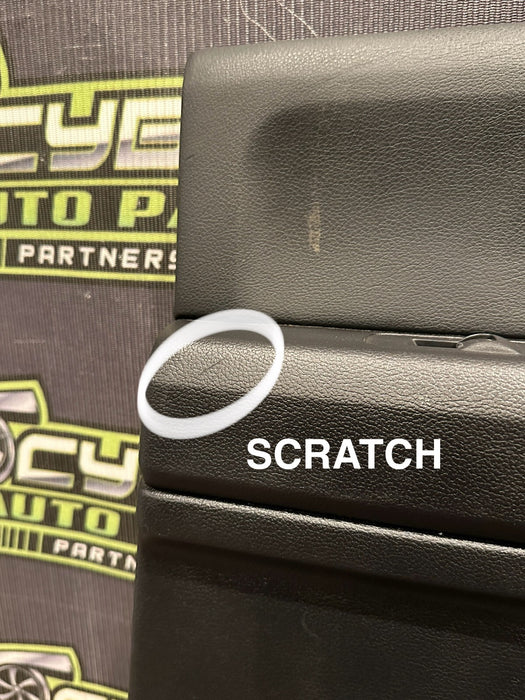 2017-2019 FORD 350 F450 PLATINUM REAR PASSENGER RIGHT DOOR PANEL OEM *WEAR 4-8*