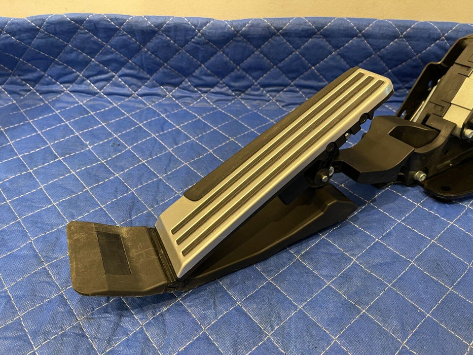 2017 INFINITI Q50 RED SPORT ACCELERATOR PEDAL/ GAS PEDAL OEM