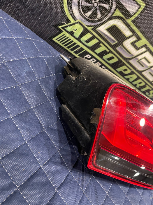 2021 AUDI R8 LEFT DRIVER TAIL LIGHT OEM 4S0 945 096 A ~MINOR CRACK!!!~