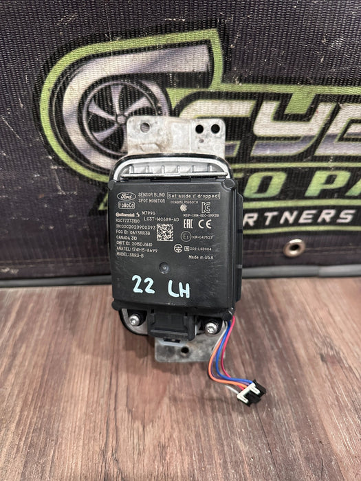 2020-2022 FORD F250 F350 F450 DRIVER LEFT TAIL LIGHT MODULE W BRACKET OEM