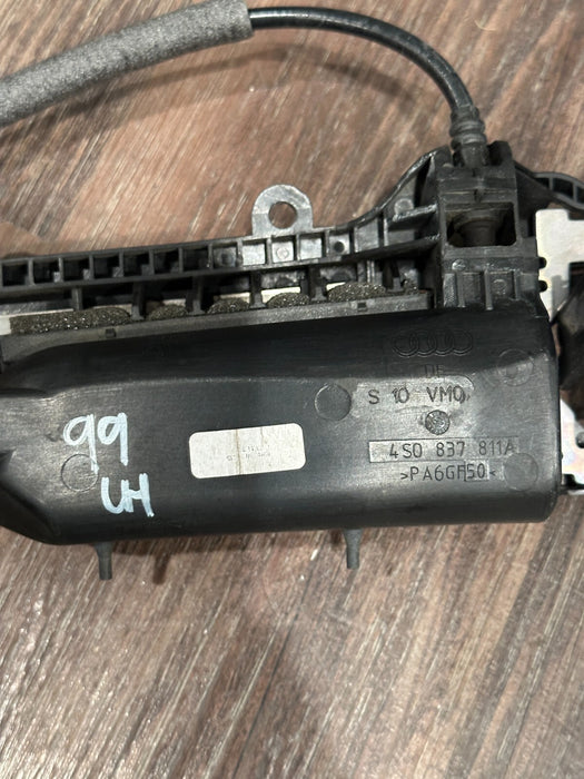 2021 AUDI R8 LEFT DOOR ACTUATOR W EXTERIOR HANDLE HOUSING ASSEMBLY OEM