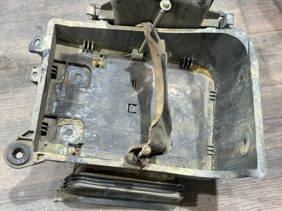 2017-2019 FORD F250 F350 F450 RIGHT BATTERY TRAY W DUCT OEM
