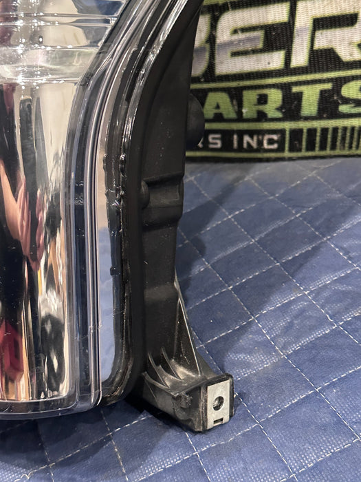 2020 2021 2022 FORD F250 F350 F450 LEFT DRIVER SIDE HALOGEN HEADLIGHT OEM