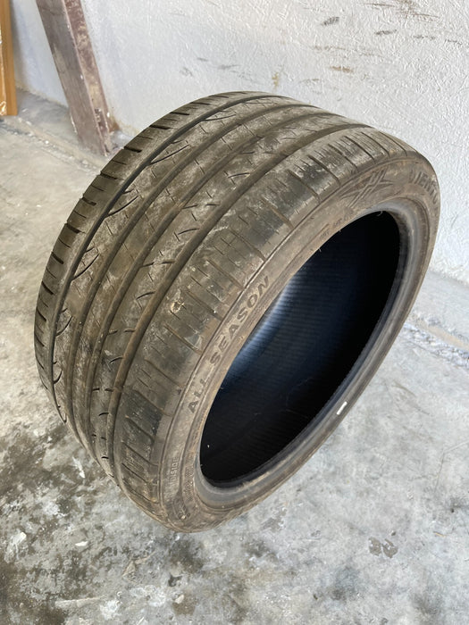 FORTUNE VIENTO FSR702 245/40ZR19 (1)
