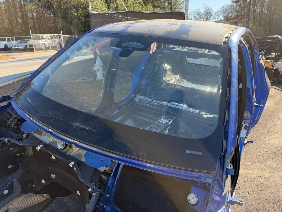 2024 BMW M3 G80 BLUE SHELL FRAME CHASSIS 4 DOOR CARBON ROOF OEM *DAMAGE*