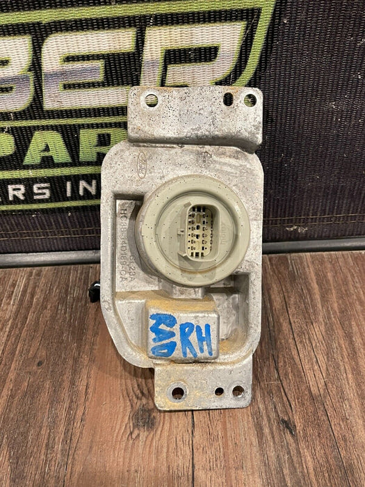 2017-2019 FORD F250 F350 F450 LEFT RIGHT TAILIGHT BLIND SPOT BRACKETS ONLY OEM