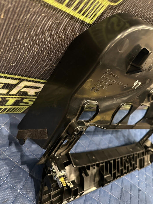 2020 BMW M4 F82 FRONT RIGHT UNDER DASH KNEE PANEL TRIM COVER 51 45 9 218 558