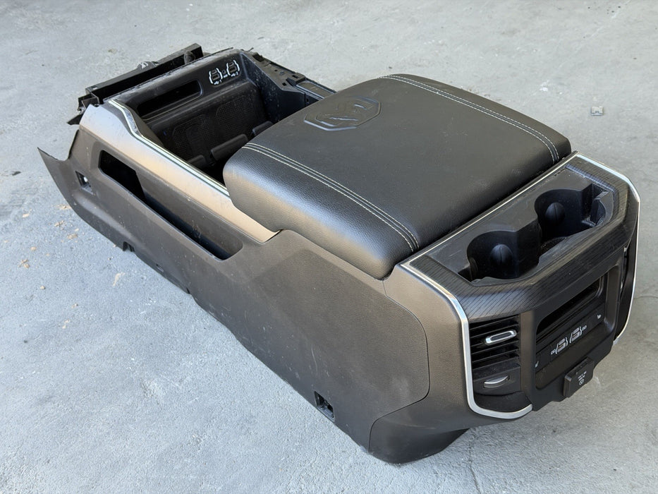 2024 RAM 3500 LARAMIE CENTER CONSOLE BLACK LEATHER *DAMAGE*