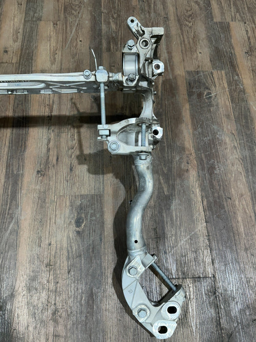 2018-2024 LAMBORGHINI URUS FRONT ENGINE SUBFRAME CROSSMEMBER OEM 4M0399315