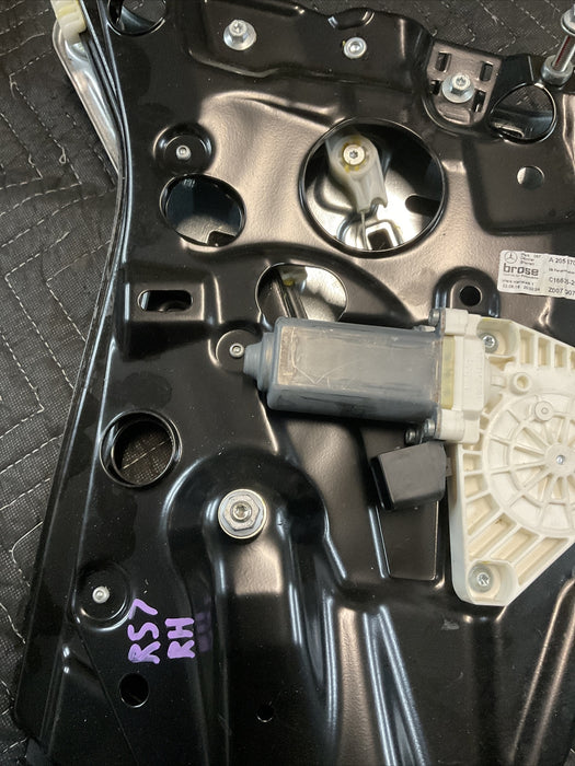 2017 MERCEDES-BENZ C63 AMG A205 REAR RIGHT WINDOW REGULATOR 2056700203
