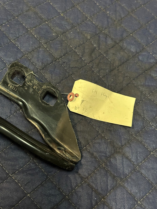 2007 CHEVROLET CORVETTE FRONT LEFT DRIVER HOOD HINGE OEM 15855571