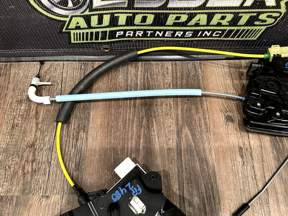 2020 BMW M8 COMP F93 FRONT RIGHT DOOR LOCK LATCH ACTUATOR MOTOR OEM 51217477702