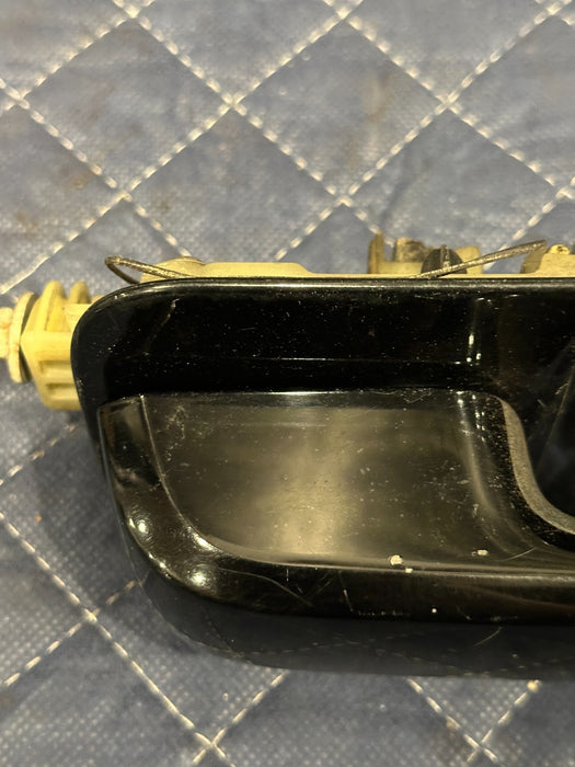 2017-2019 FORD F250 F350 F450 REAR LEFT DOOR HANDLE OEM BLACK PEARL G1 *FLAW*