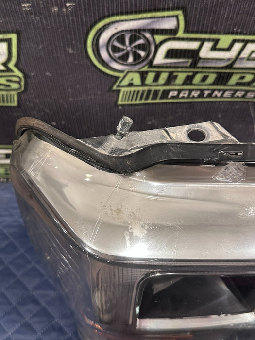 2020 2021 2022 FORD F250 F350 F450 RIGHT PASSENGER SIDE LED HEADLIGHT OEM ~CRACK