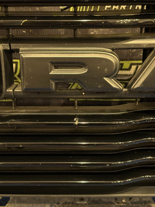 2021 RAM 2500 LARAMIE FRONT GRILLE W CAMERA OEM *FLAWS 4 & 8*
