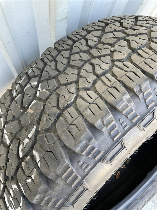 GOODYEAR WRANGLER TRAILRUNNER AT LT275/65R20 TIRE (MANUFACTURE DATE:1222)