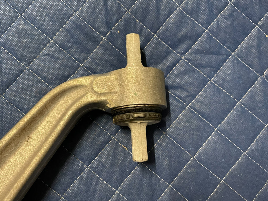 LAMBORGHINI HURACAN FRONT PASSENGER RIGHT LOWER CONTROL ARM OEM 4S0 407 156