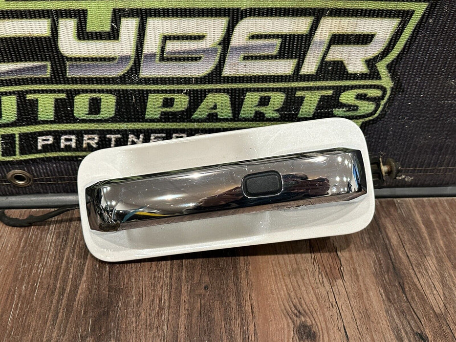 2017-2019 FORD F250 F350 FRONT RIGHT DOOR HANDLE TRI COAT (UG) OEM *BURN DAMAGE*