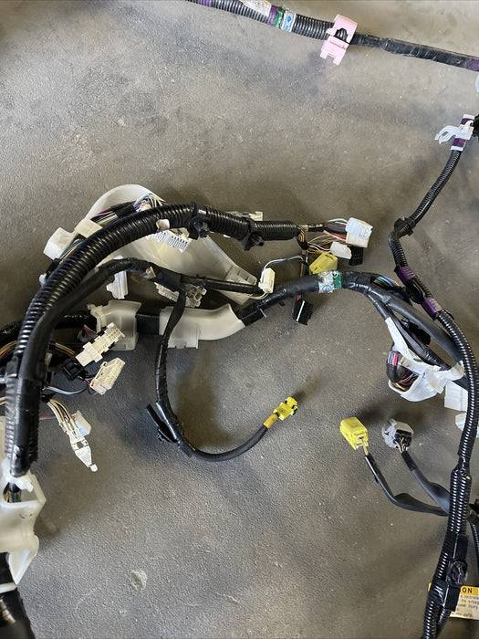 2014 TOYOTA PRIUS V BASE CHASSIS MAIN BODY FLOOR HARNESS OEM