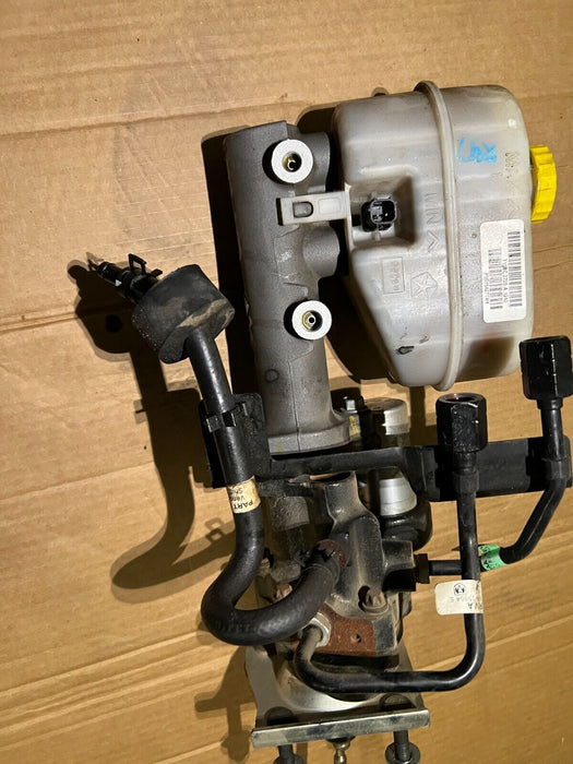 2017 RAM 3500 DIESEL 6.7L CUMMINS Hydro Boost Brake Master Cylinder P05154277AH