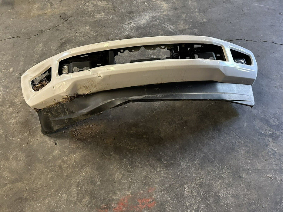 2017-2019 FORD F250 F350 FRONT BUMPER W/ LED METALLIC WHITE (UG) OEM ~DAMAGE~