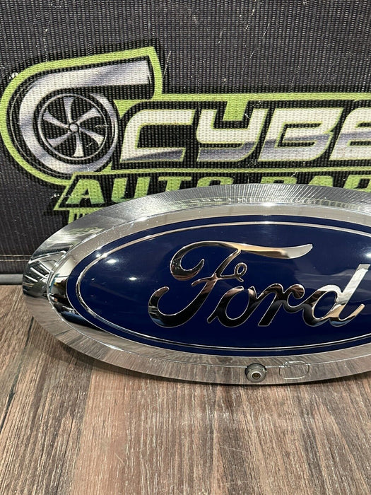 2017-2019 FORD F250 F350 F450 GRILLE EMBLEM WITH CAMERA OEM