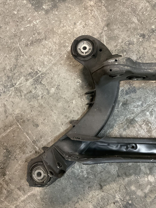 2017 MERCEDES C63 AMG OEM CABRIOLET REAR SUSPENSION CROSS-MEMBER SUBFRAME