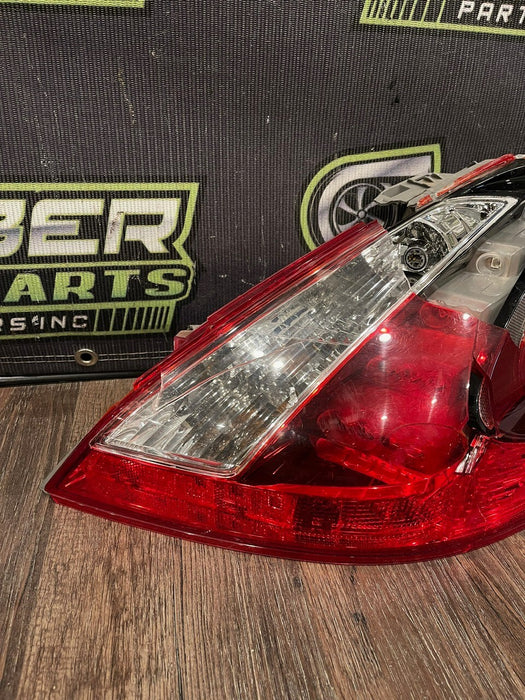 2018 NISSAN 370Z NISMO PASSENGER RIGHT LED TAIL LIGHT OEM *DAMAGED* READ DESC