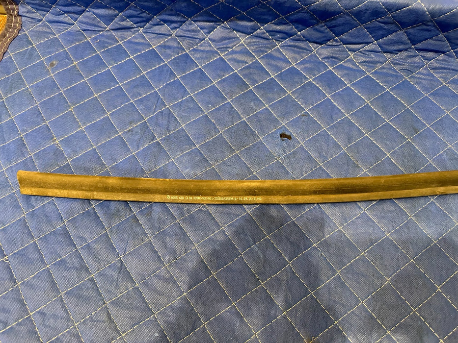 2017 MERCEDES-BENZ C63 AMG CONV FRONT UPPER BUMPER SEAL OEM