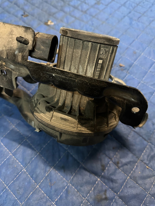 2018 AUDI R8 LEFT DRIVER SECONDARY AIR INJECTION PUMP OEM 4S0 906 601 B