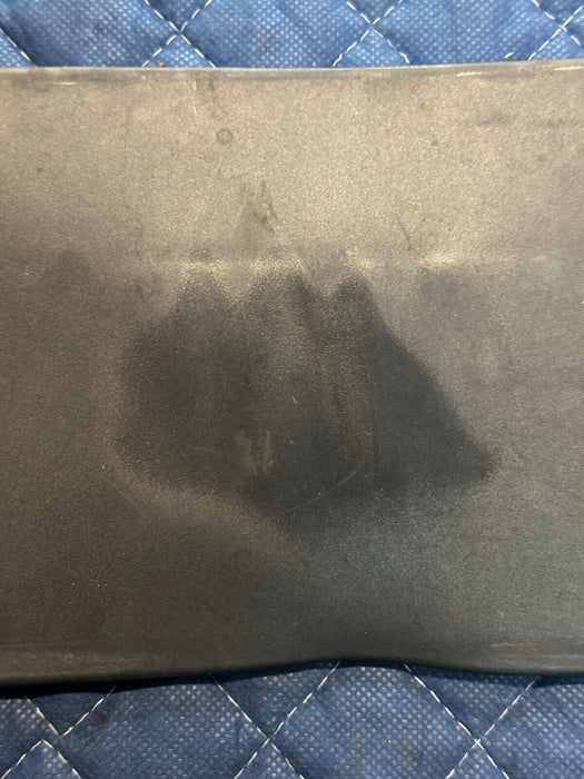 2014 AUDI R8 OEM REAR BUMPER LICENSE PLATE BRACKET 420807847 *READ*