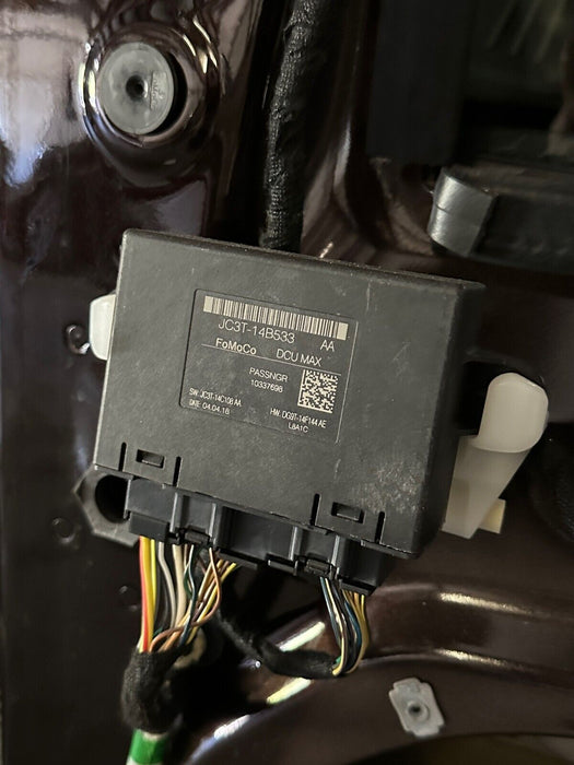 2017-19 FORD F250 F350 FRONT PASSENGER RIGHT DOOR OEM MAGMA RED (E2) *READ DESC