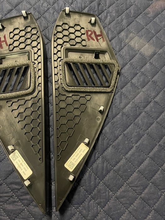 2017 2018 2019 FORD F250 F350 F450 LEFT & RIGHT SUPER DUTY END PANEL PAIR OEM