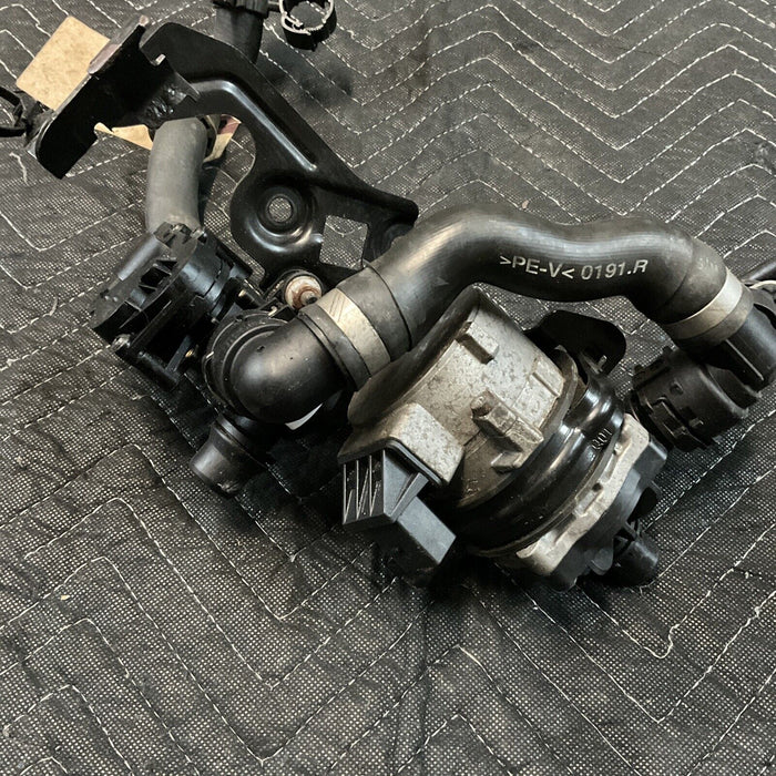 2014 MERCEDES S550 AUXILIARY PUMP MOTOR WATER VALVE ASSEMBLY OEM A 000 500 30 40