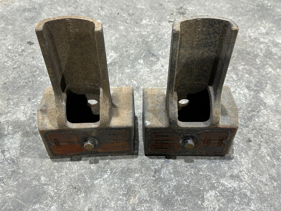 2017-2019 FORD F250 F350 F450 REAR LEFT RIGHT SUSPENSION SPRING SPACERS OEM