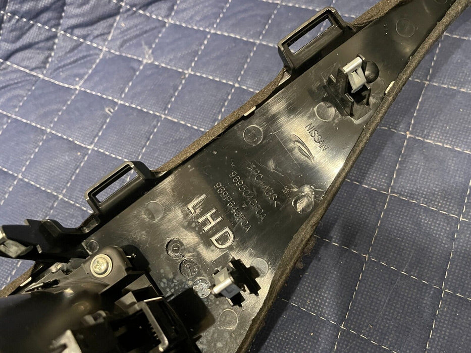 2017 INFINITI Q50 RED SPORT CENTER CONSOLE CUP HOLDER SURROUND TRIM OEM