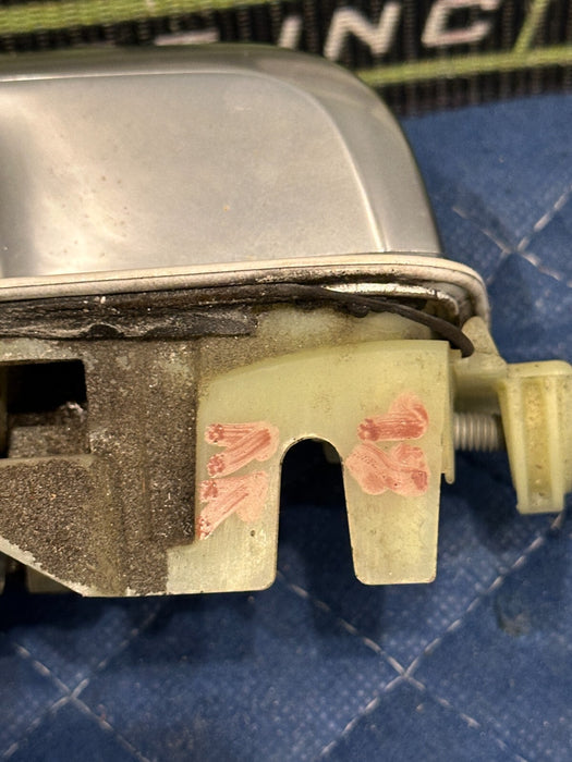 2017-2022 FORD F250 F350 F450 LIMITED REAR PASSENGER RIGHT DOOR HANDLE (UG) OEM