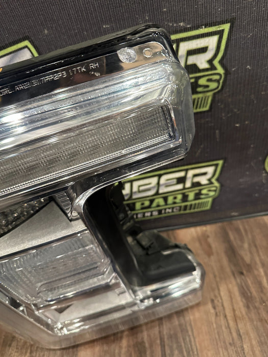 2017 2019 FORD F250 F350 F450 RIGHT PASSENGER HEADLIGHT T LED OEM W/ MODULE