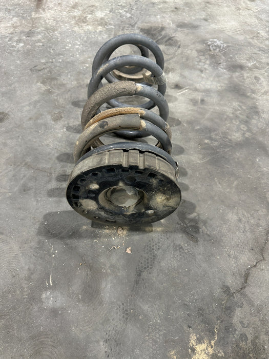 2015 DODGE RAM 2500 REAR PASSENGER RIGHT COIL SPRING OEM 68091219AA