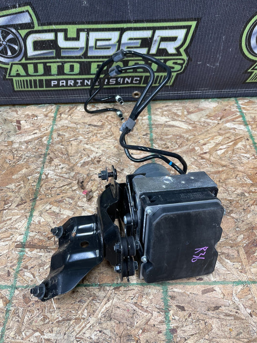 2016 NISSAN 370Z ABS MODULE ANTI BRAKE LOCK OEM 2009-2020