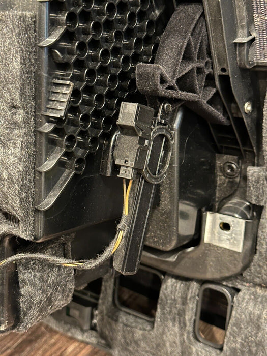 2017-18 AUDI R8 SPYDER GLOVE BOX STORAGE COMPARTMENT ASSEMBLY OEM *READ/FLAW*