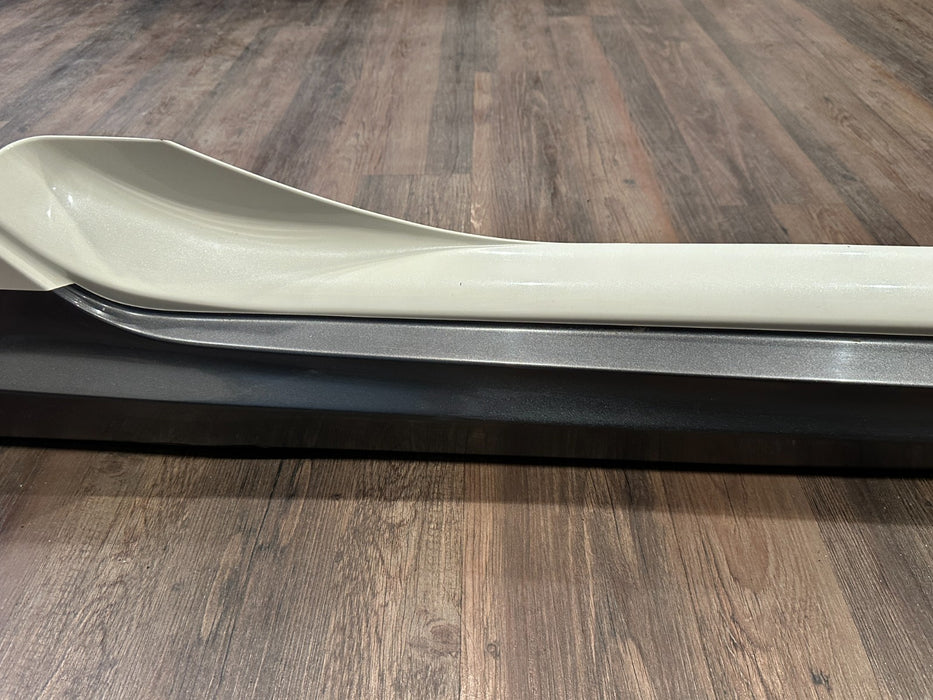 2014 NISSAN 370Z NISMO V1 RIGHT SIDE SKIRT ROCKER PANEL OEM *DENTS/FLAWS 8-19*