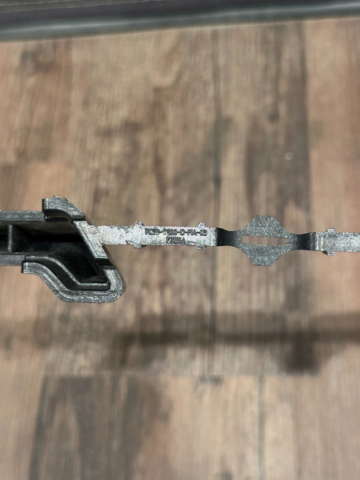 2024 FORD F350 GRILLE RIGHT TRIM OEM PC3B-8200 / PC3B-8200-D