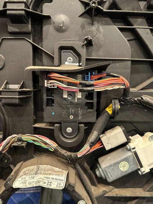 2012-2018 DODGE RAM FRONT RIGHT DOOR WINDOW REGULATOR OEM