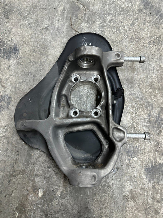 2018 AUDI R8 FRONT RIGHT SUSPENSION HUB KNUCKLE OEM