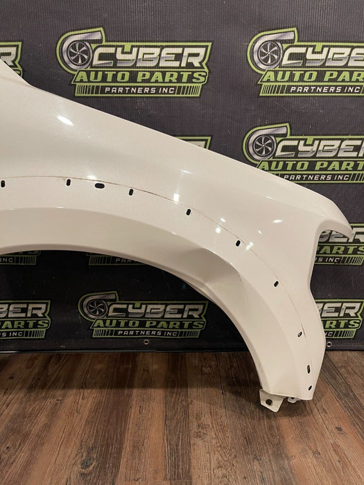 2017-2022 FORD F450 FRONT RIGHT WHITE FENDER PANEL OEM *LOCAL PICKUP ONLY!!*