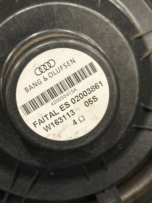 2014 AUDI R8 B&O BANG & OLUFSEN LEFT RIGHT DOOR SPEAKER OEM 420 035 415 A