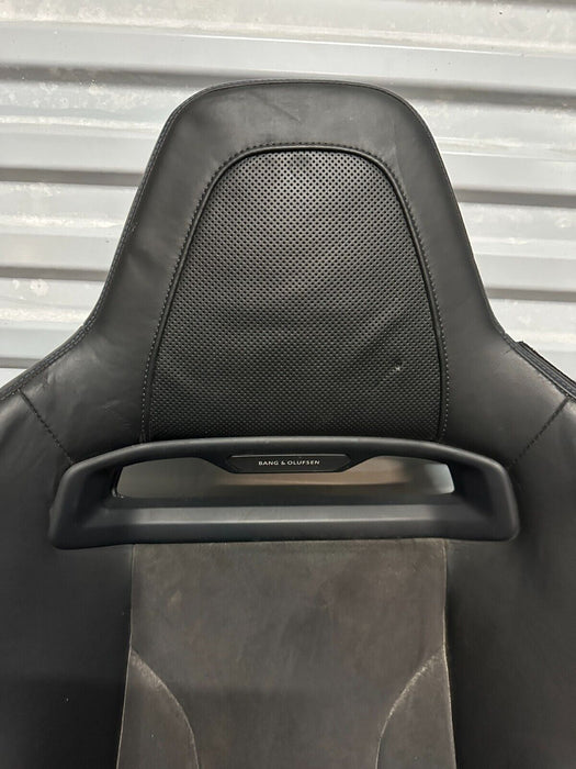 2021 AUDI R8 PERFORMANCE DRIVER SEAT OEM GENUINE *DAMAGE/BENT*