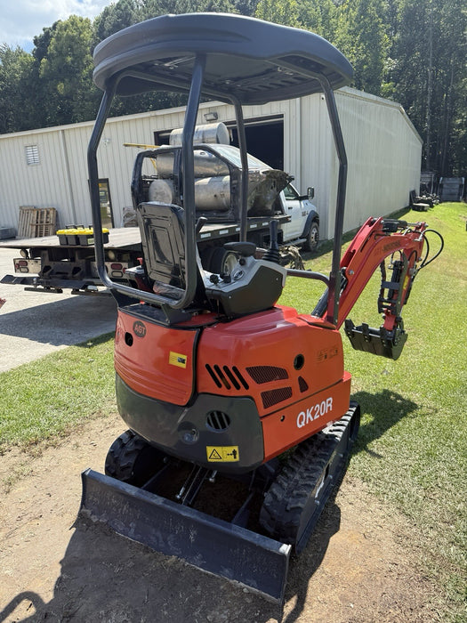 AGT QK20R 1 Ton Mini Excavator – 23HP RATO Engine 739CC - BRAND NEW - HYD THUMB